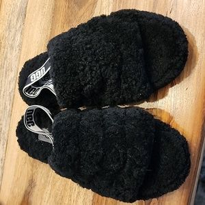 Ugg  fuzzy Slippers